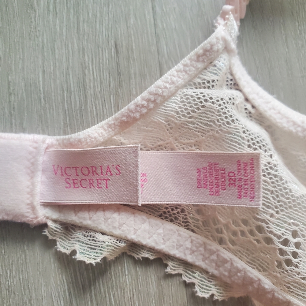 Victoria's Secret Lace Bra - Cream, Tan and Aqua - Picture 4 of 4